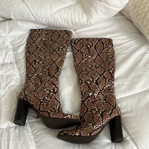 Snake skin boots 7.5